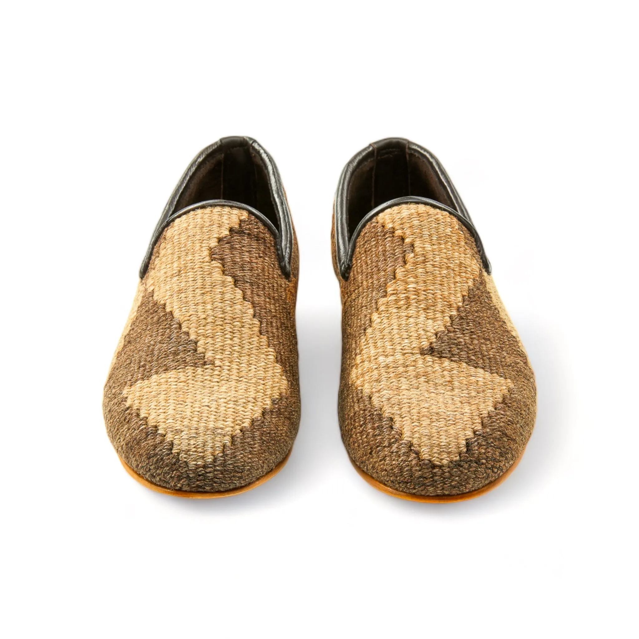 Amber ⎥ Size 38 ⎥ Design 05167