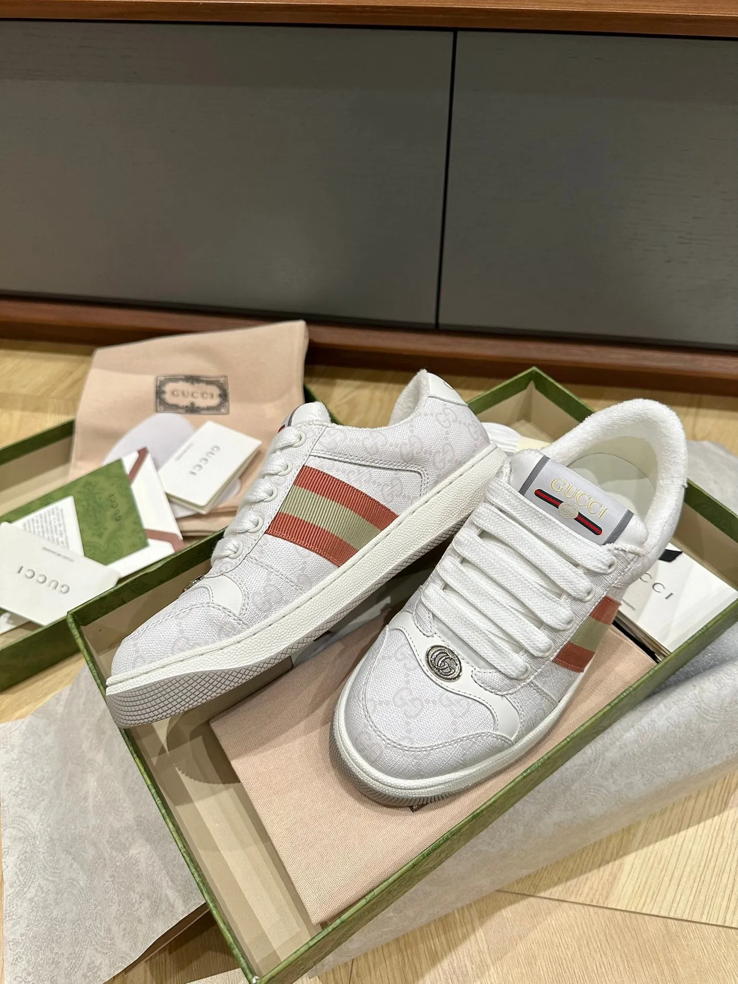 CALFSKIN GG Gucci LIGHT SCREENER GRAY Express shipping TRAINER Express delivery WOMEN'S