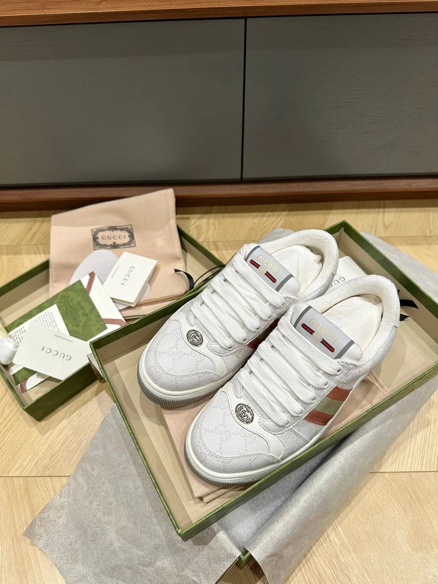 CALFSKIN GG Gucci LIGHT SCREENER GRAY Express shipping TRAINER Express delivery WOMEN'S