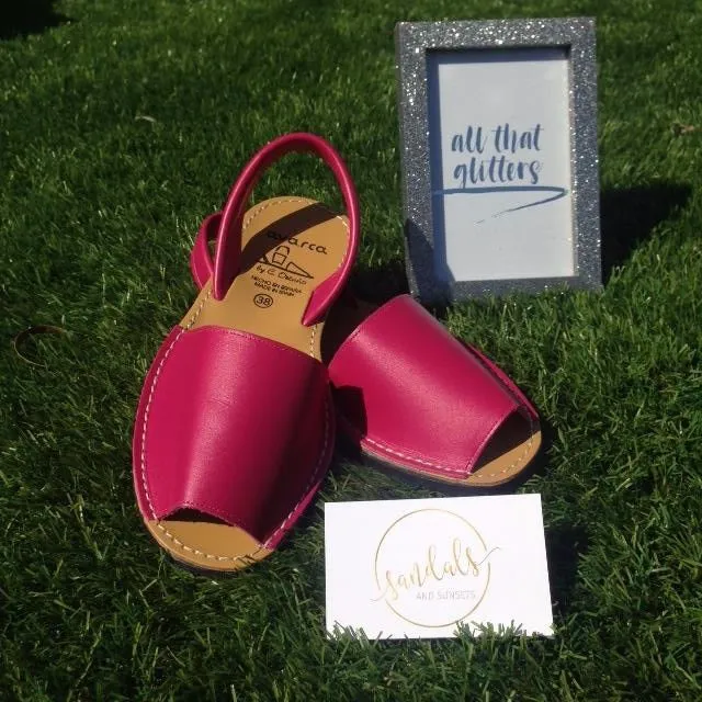 Classic Pink Ladies leather sandal! - LAST PAIRS 40,41,42