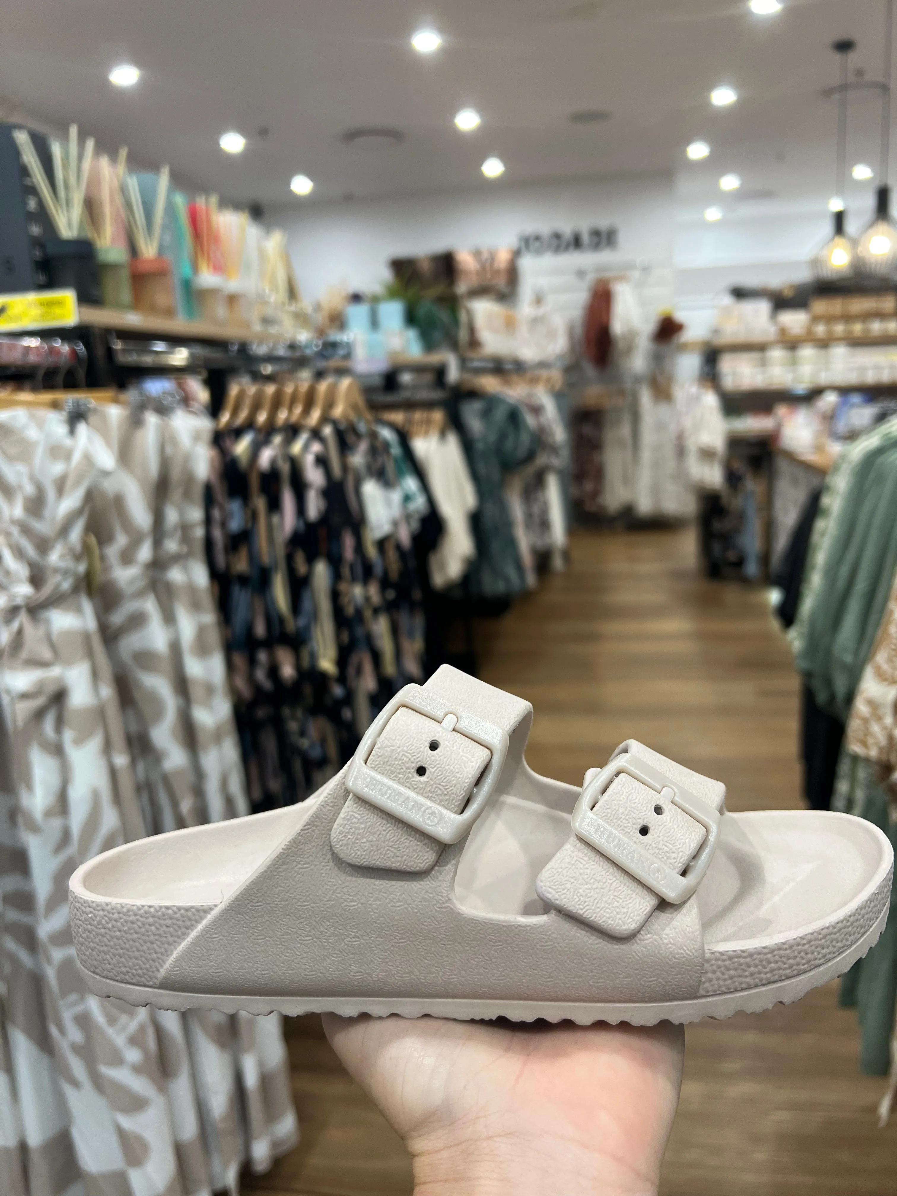 Human 'Ripe' Slide - Cool Grey
