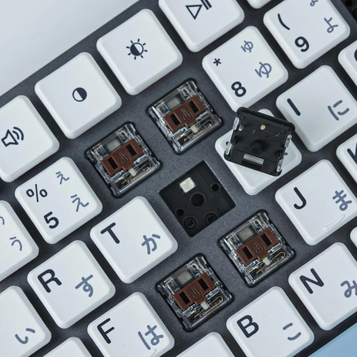 Kailh PG1350 Choc V1 Low Profile Keyboard Switches,5-Pin 20-70gf,Kailh Choc V1 Switch clicky&Linear and Tactile for Chocolate Mechanical Gaming Keyboard,Built-in LED Slot(Brown-35pcs)