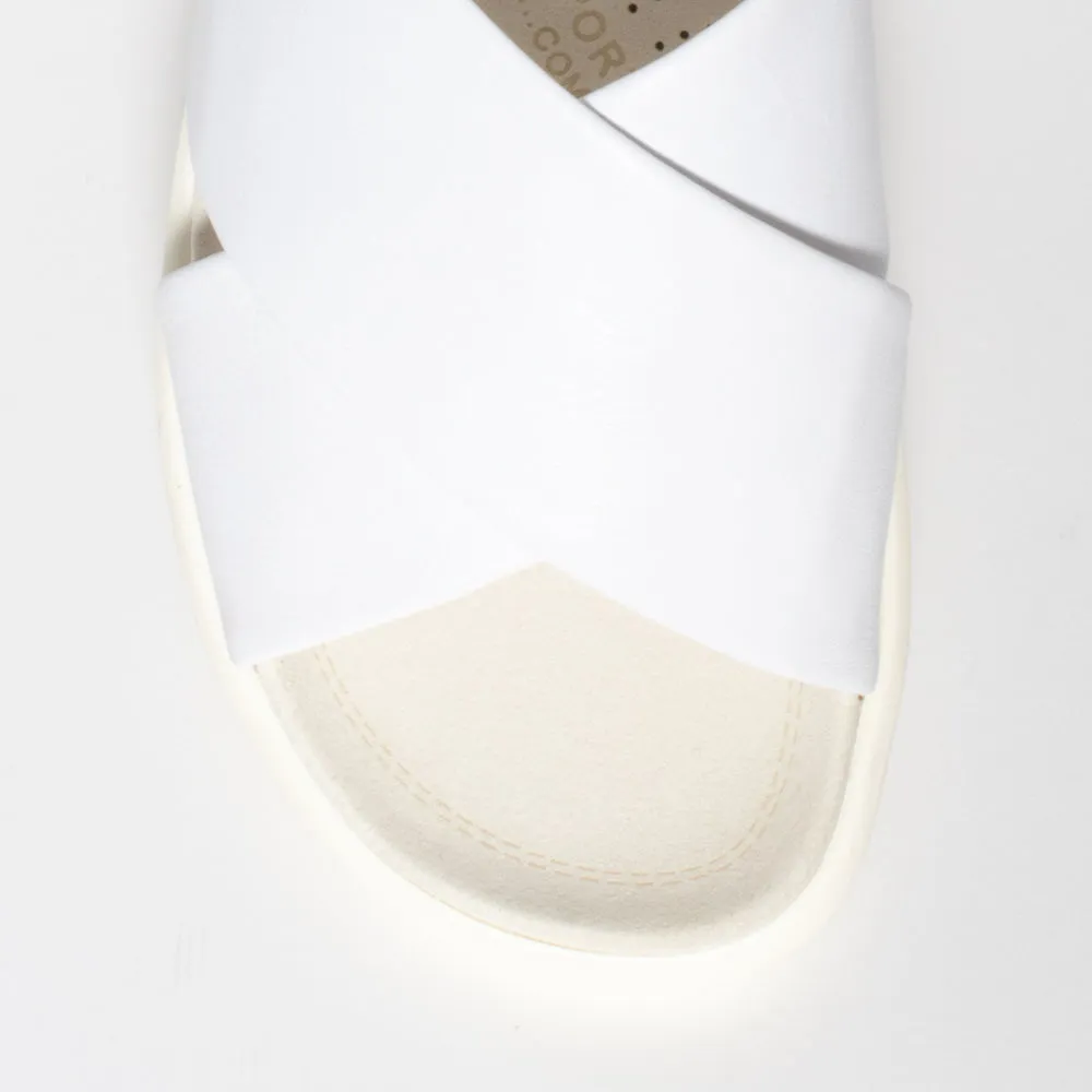Martina V2 White
