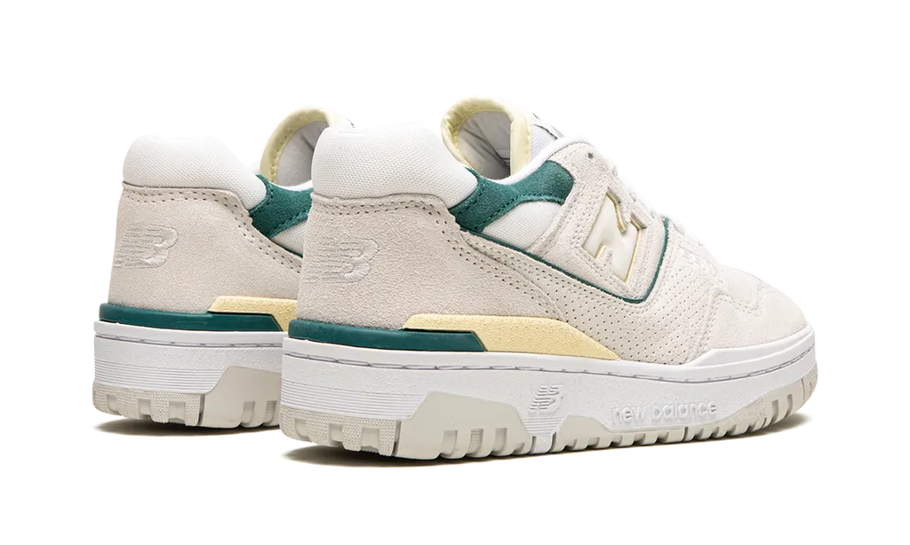 New Balance 550  Reflection