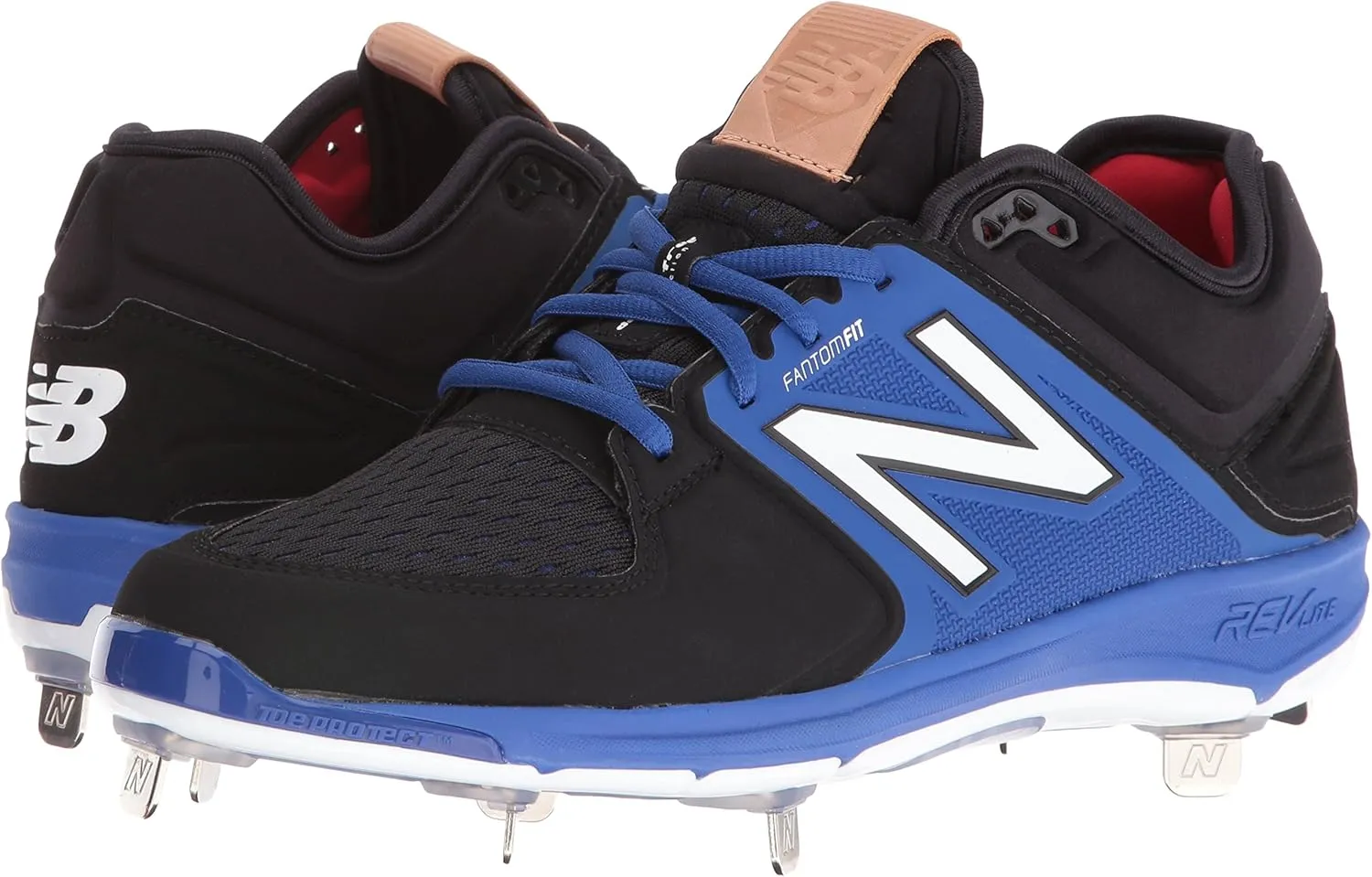 New Balance Men's M3000v3 Metal Baseball Shoe