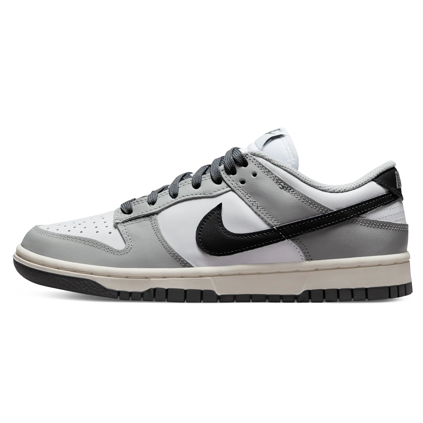 Nike Dunk Low Wmns 'Light Smoke Grey'