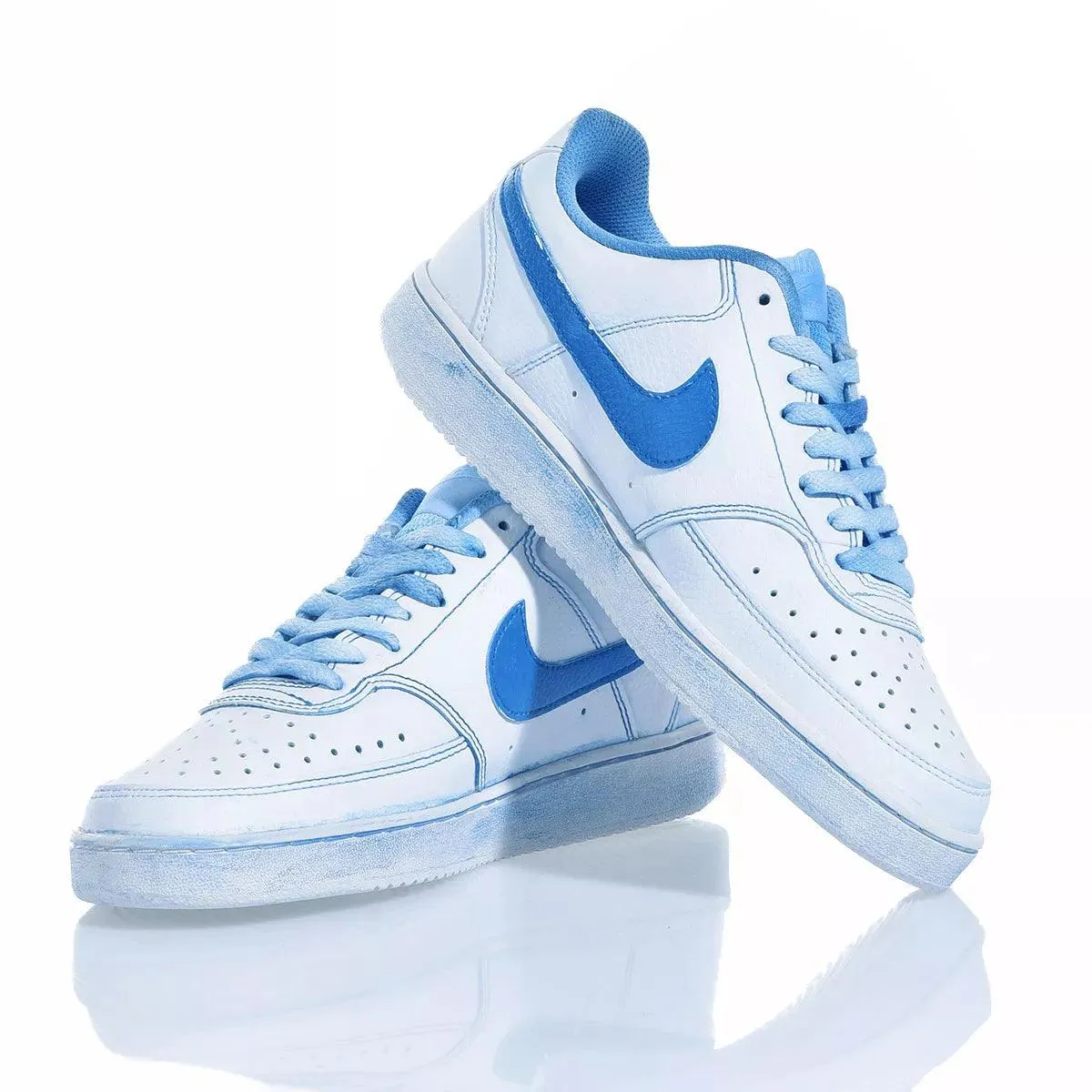 Nike Dye Sky