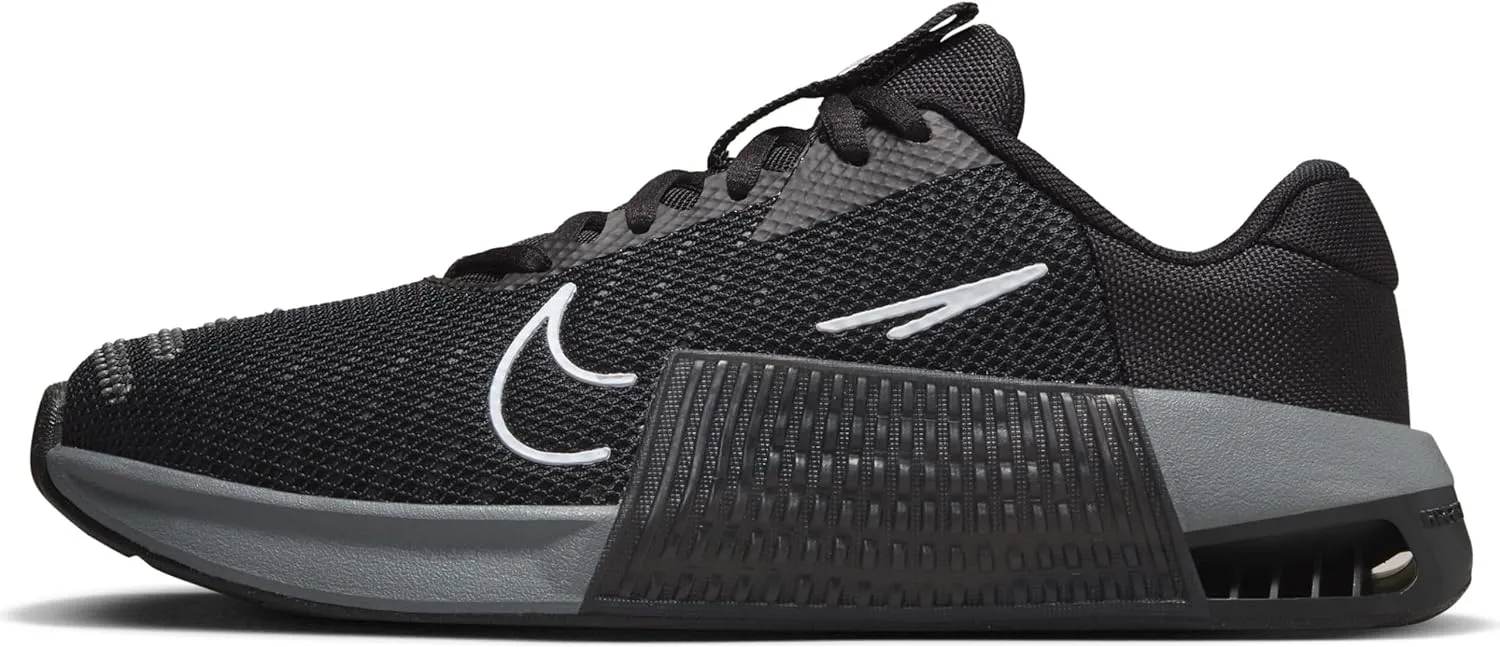 Nike Women's W Metcon 9 Sneaker