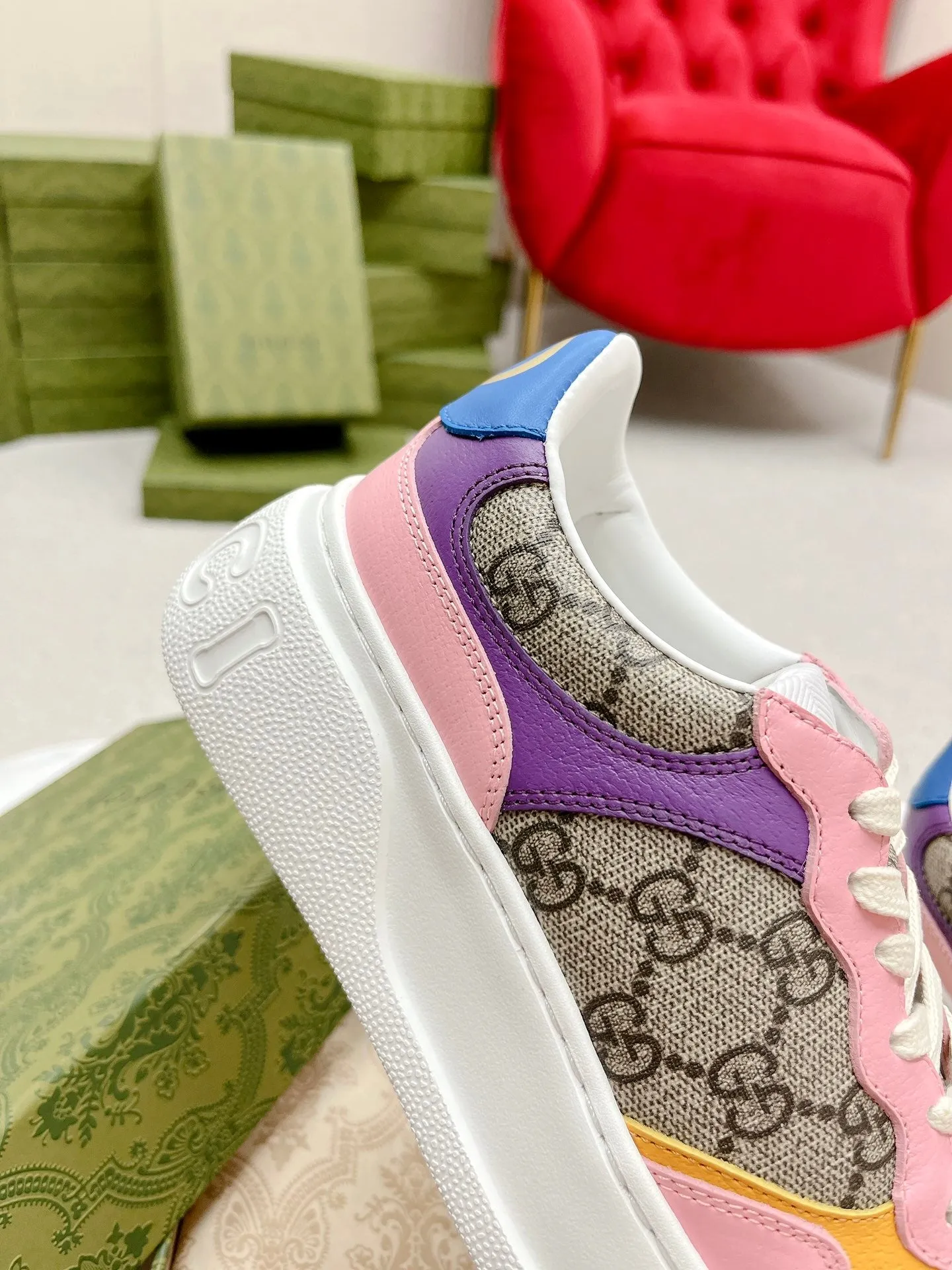 PINK Gucci GG BROWN No-hassle returns TRAINER AND CALFSKIN Limited-time offer LIGHT