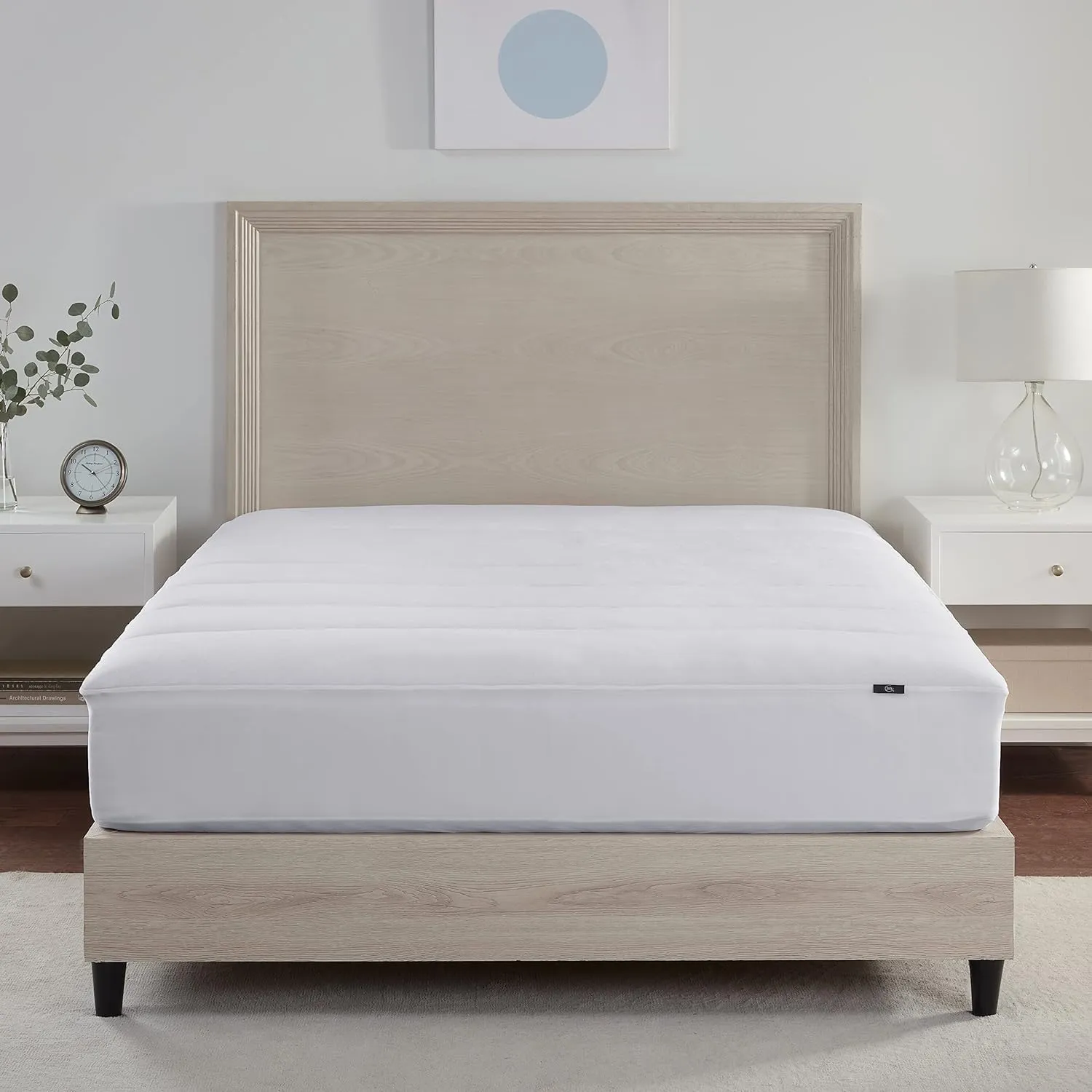 Serta Power Chill Cooling King Mattress Pad, Elastic Fitted Mattress Protector, Soft and Breathable Pillow Top Cover, 18" Deep Pockets for Secure Fit, Machine Washable, White